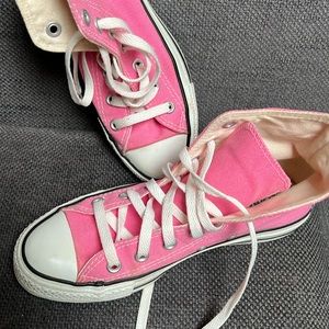 Canvas Converse Hightop All Star trainers